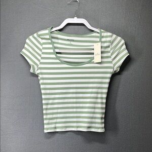 Hollister‎ Green Fitted Crop T-Shirt